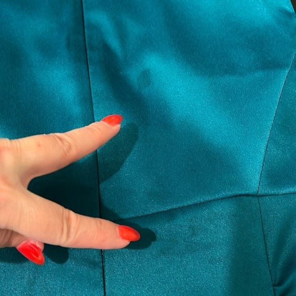 London Times Teal green satin cocktail dress, knee length, bodycon, size 8 - Picture 16 of 16
